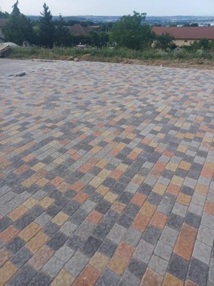 Chantier De 270 M2 De Pav s Avec Un Panachage De Couleurs Nos Chantier De 270 M2 De Pav s Avec Un Panachage De Couleurs Nos